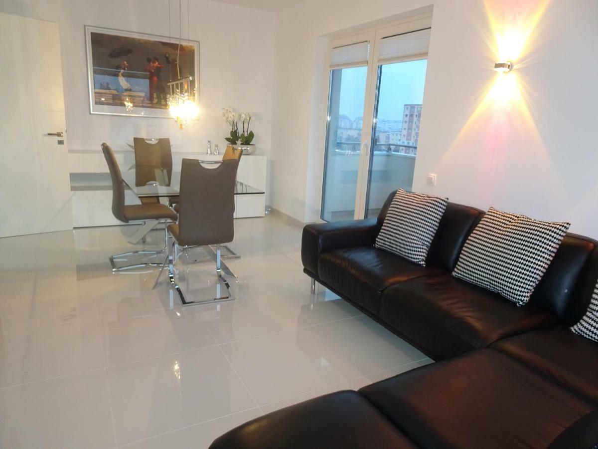 Appartement Apartament Francesca à Braşov Extérieur photo